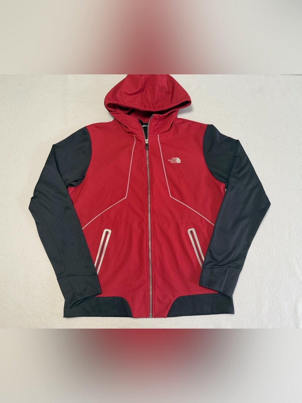 The North Face Men’s Jacket Large Red/Black Hooded Full Zip Pockets
